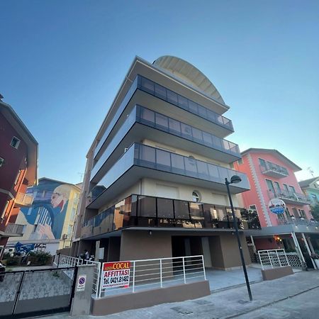 Woody Green Penthouse Sea View - Agenzia Cocal Каорле Екстер'єр фото