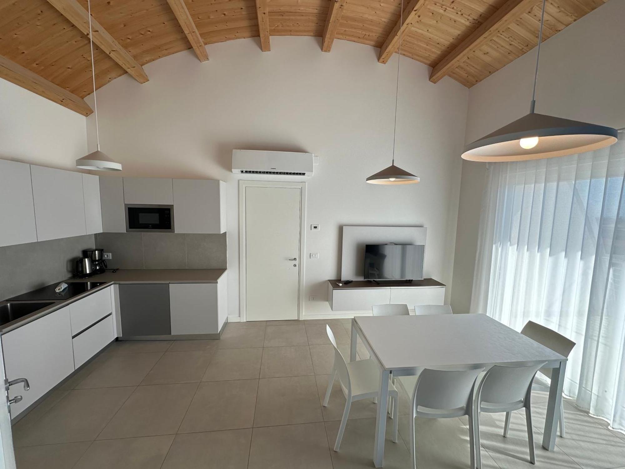 Woody Green Penthouse Sea View - Agenzia Cocal Каорле Екстер'єр фото